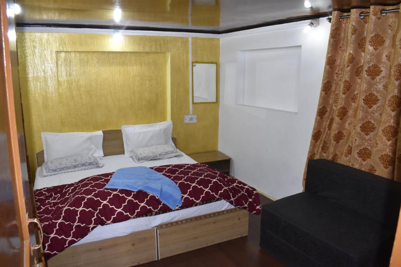 Mir Guest House Pahalgām Eksteriør bilde