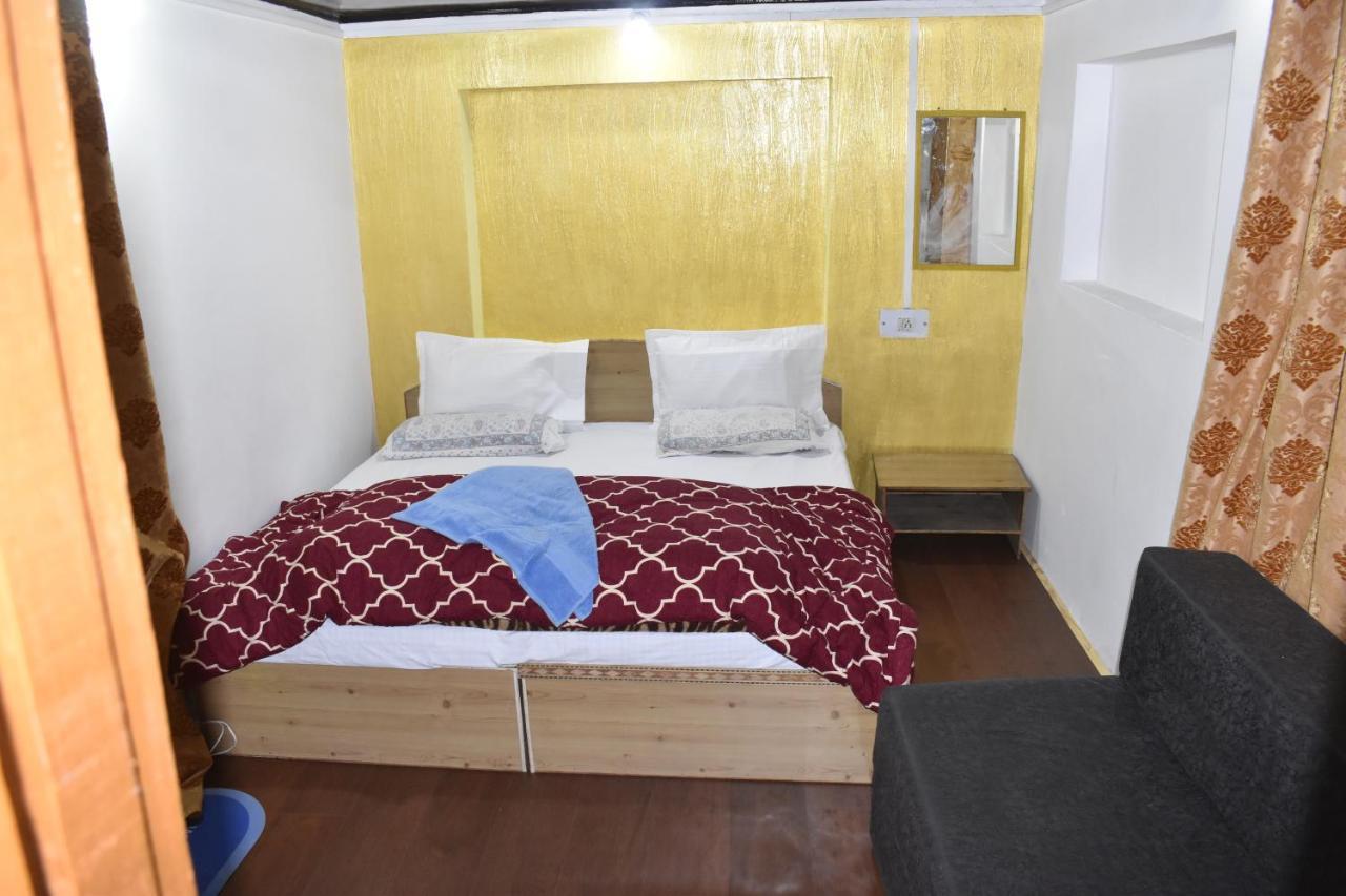 Mir Guest House Pahalgām Eksteriør bilde